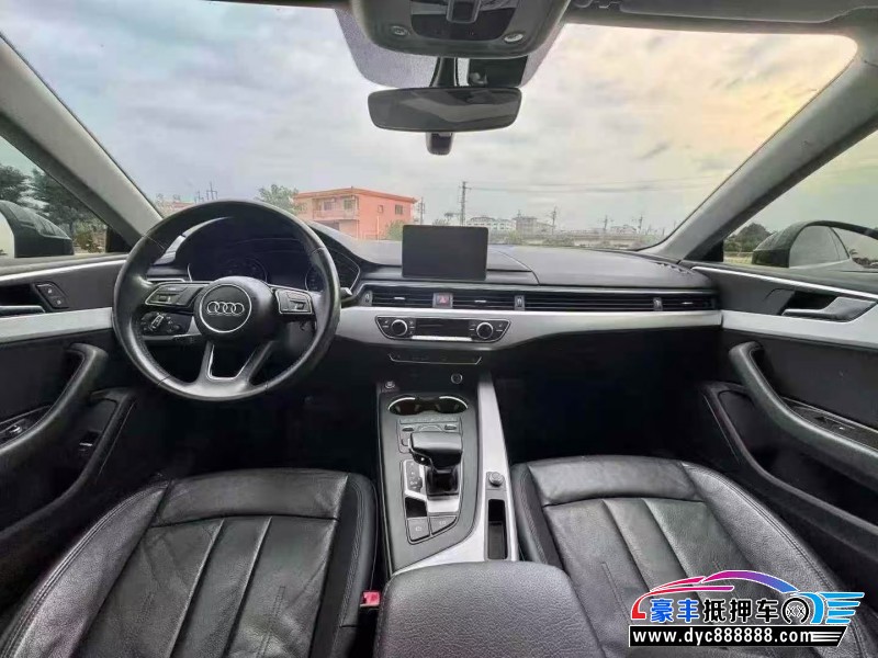 19年奥迪A5轿车抵押车出售