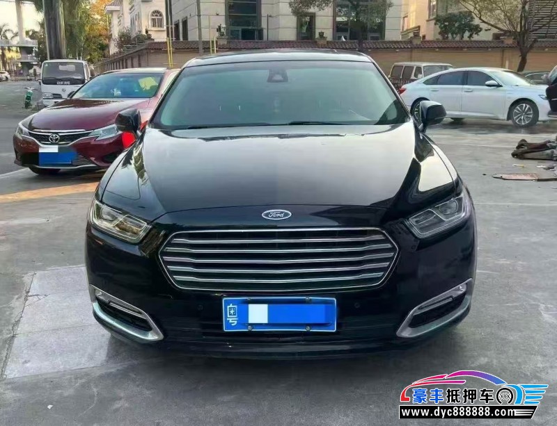 抵押车出售17年福特金牛座轿车