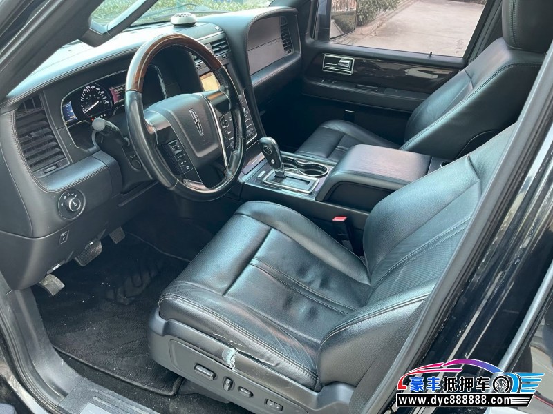 18年林肯领航员MPV抵押车出售