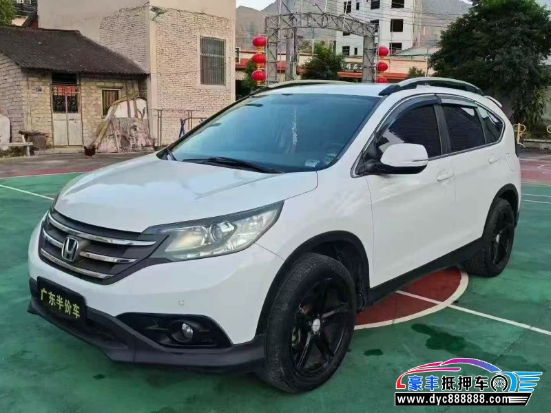 13年本田CR-V轿车抵押车出售