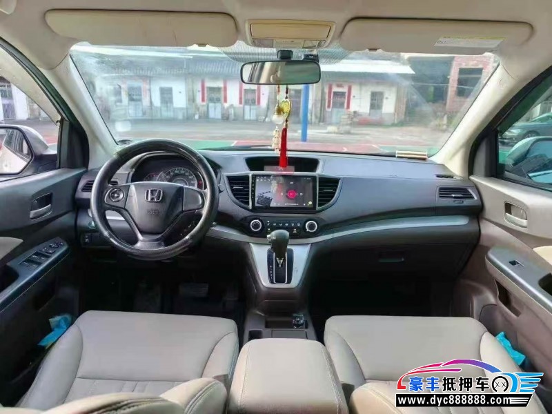 13年本田CR-V轿车抵押车出售