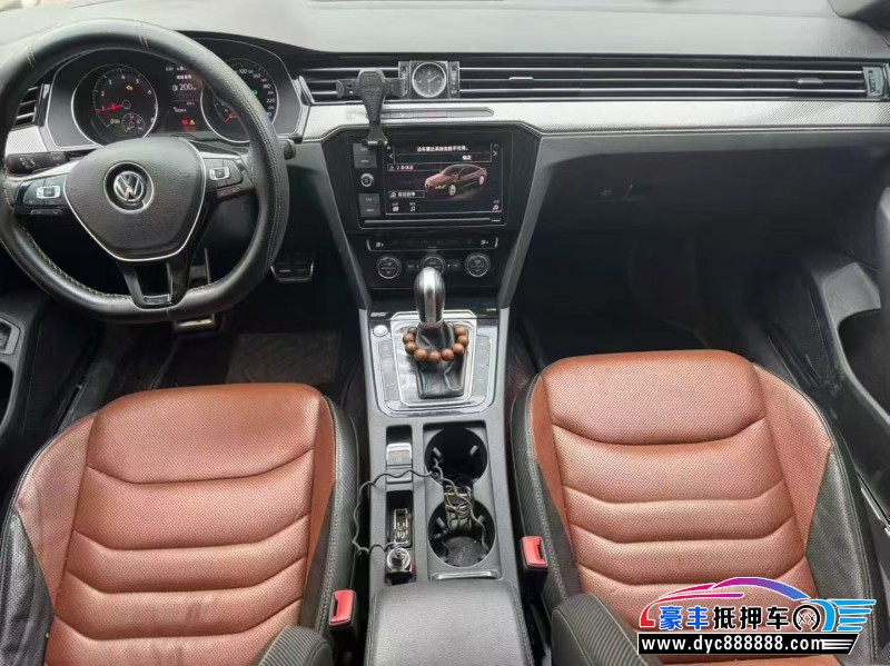 19年大众CC轿车抵押车出售