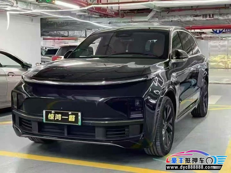 24年理想L8轿车抵押车出售