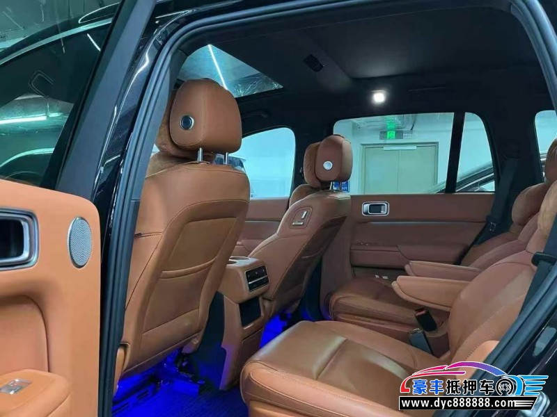 23年理想L8轿车抵押车出售