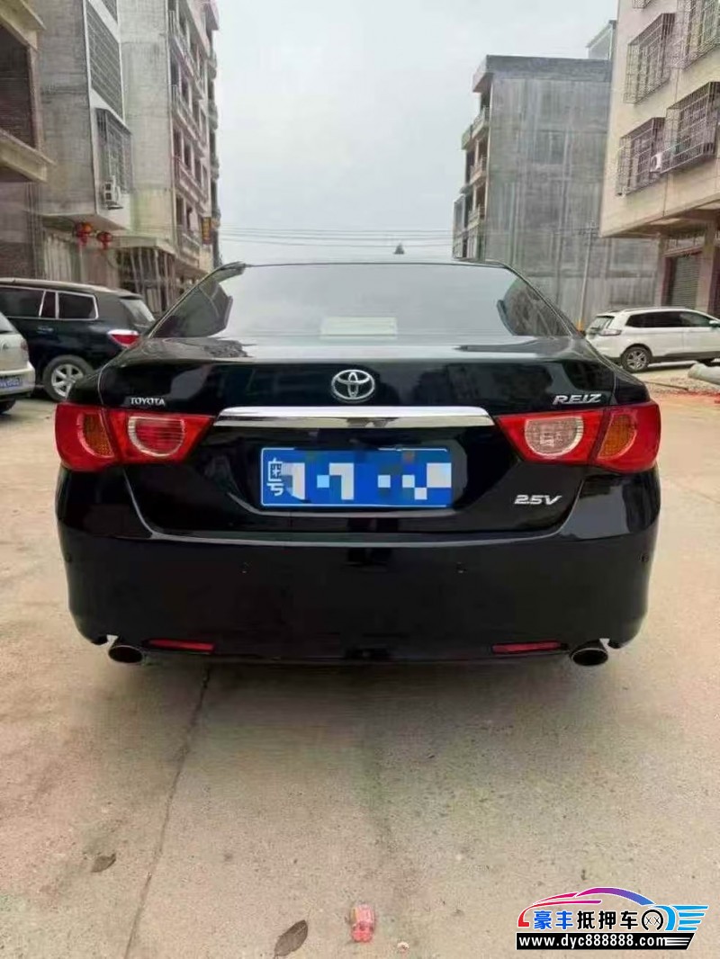 12年丰田锐志轿车抵押车出售