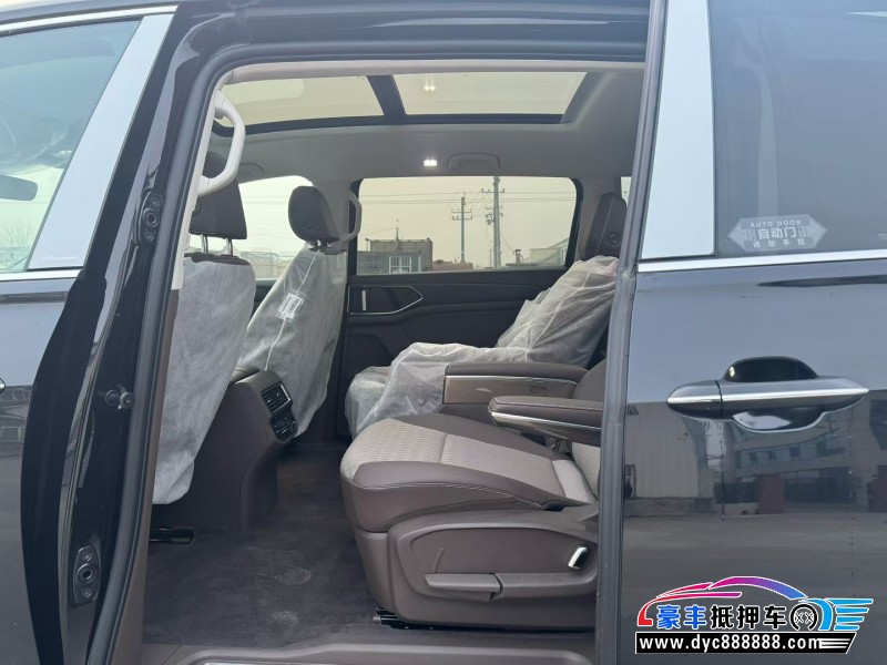 25年大众蔚然轿车抵押车出售