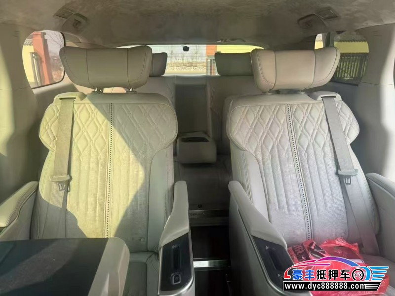 21年别克GL8轿车抵押车出售