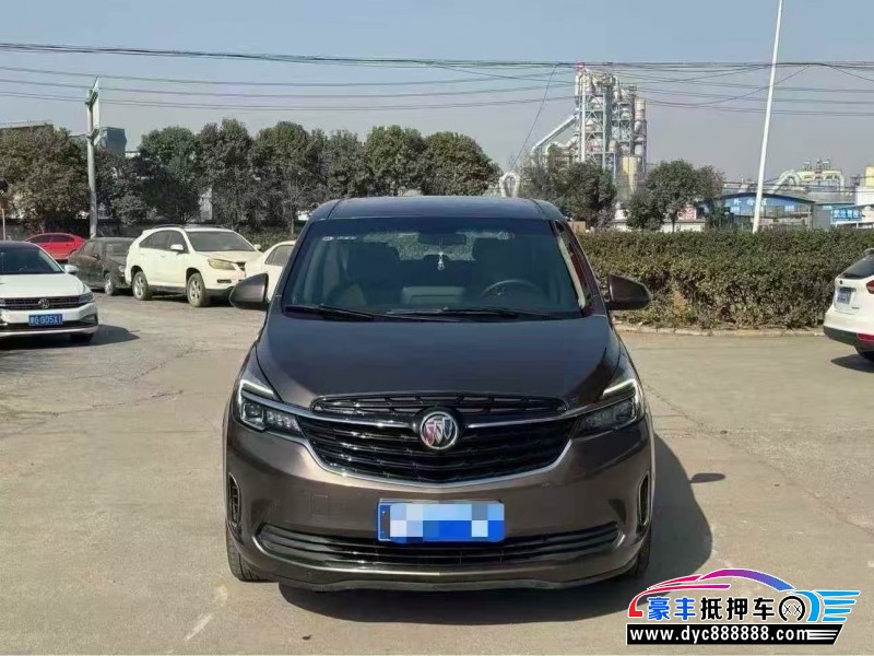 抵押车出售22年别克GL8轿车