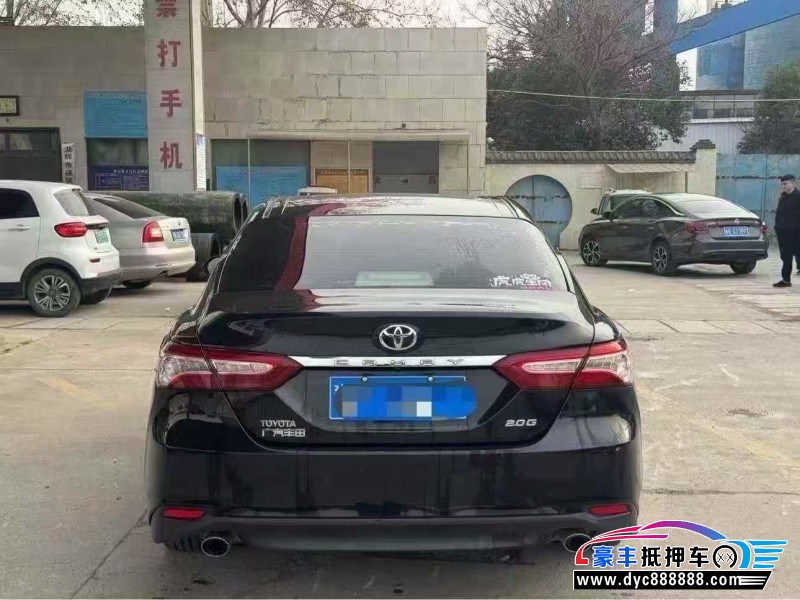 18年丰田凯美瑞轿车抵押车出售