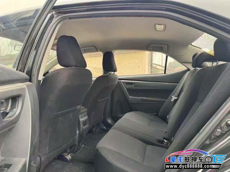 17年丰田卡罗拉轿车抵押车出售