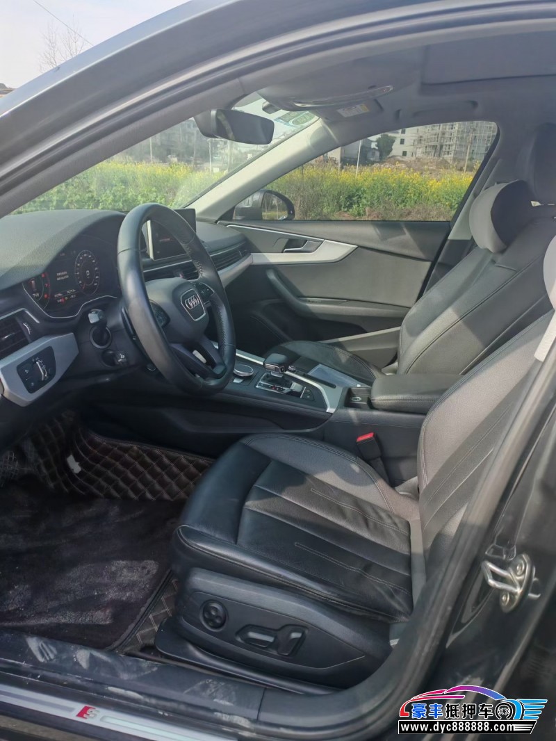 20年奥迪A4轿车抵押车出售