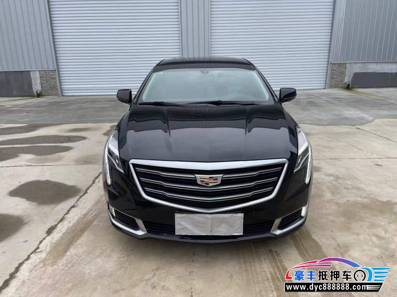 抵押车出售19年凯迪拉克XTS轿车