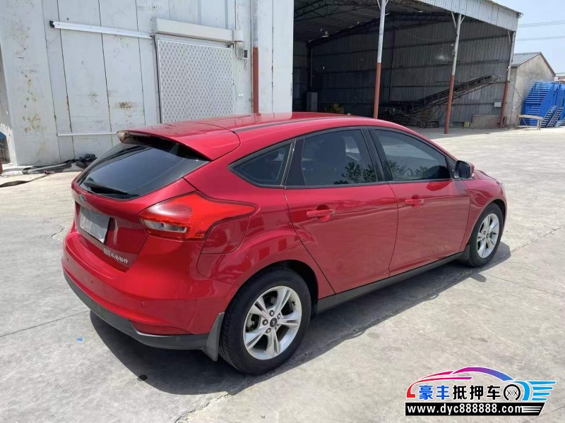 17年福特福克斯轿车抵押车出售
