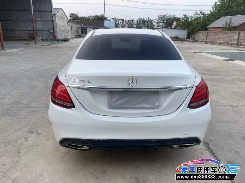 17年奔驰C轿车抵押车出售