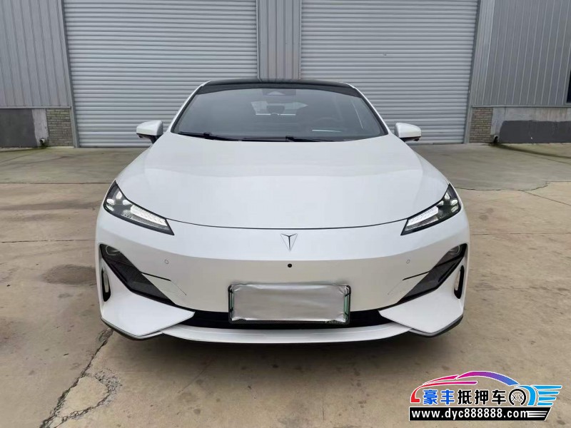 抵押车出售24年长安深蓝SL03轿车