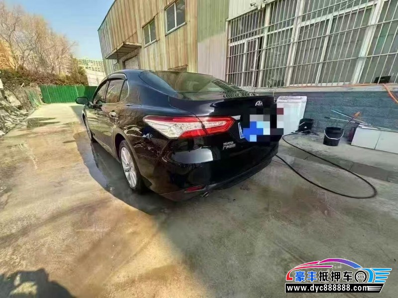 18年丰田凯美瑞轿车抵押车出售