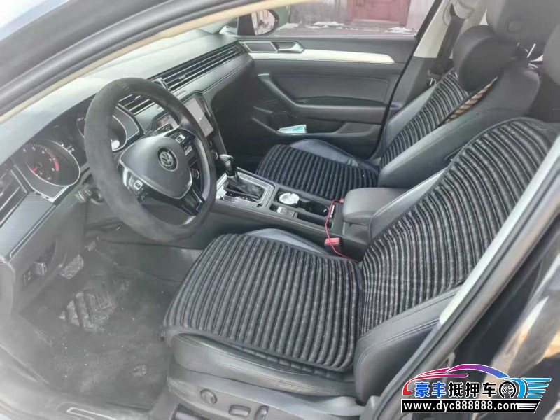 19年大众迈腾轿车抵押车出售