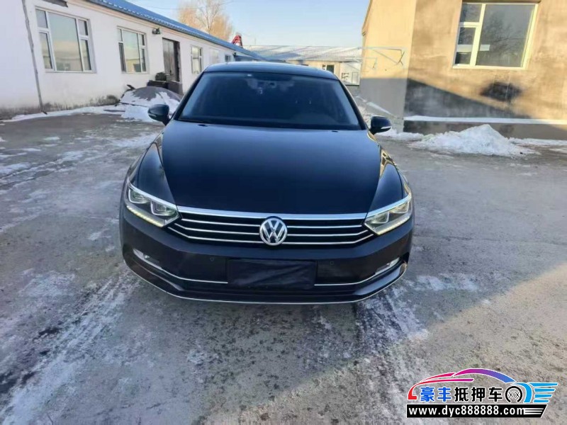 抵押车出售19年大众迈腾轿车