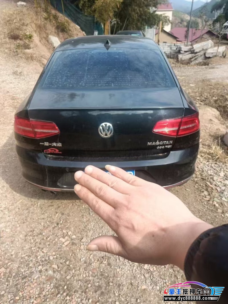 18年大众迈腾轿车抵押车出售