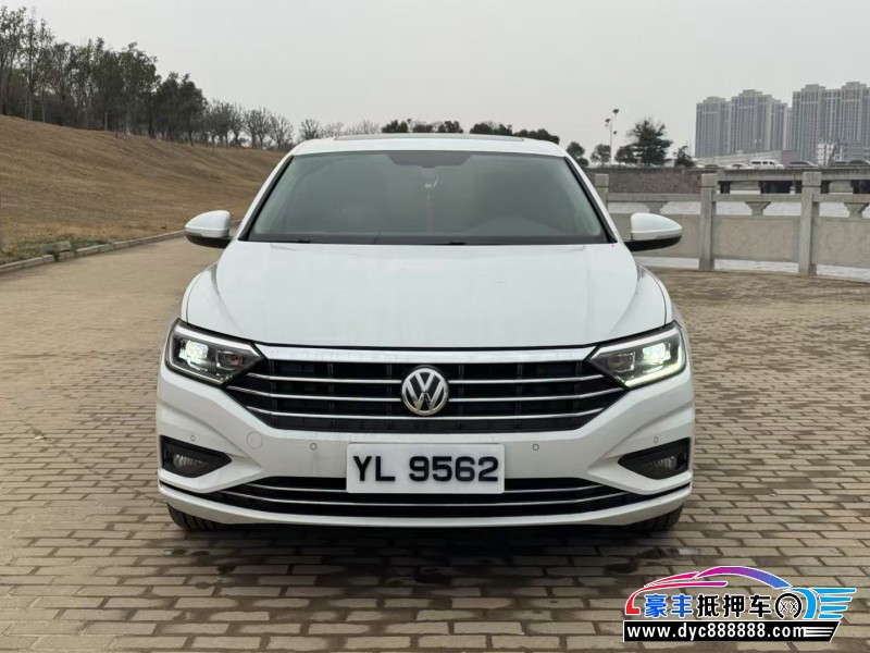 抵押车出售20年大众速腾轿车