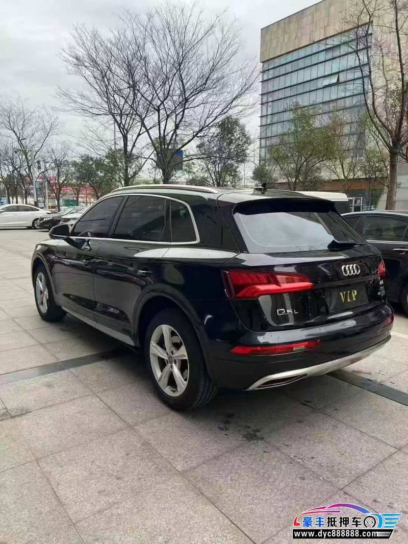 20年奥迪Q5轿车抵押车出售