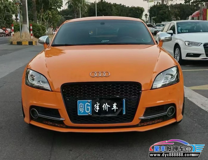 抵押车出售12年奥迪TTS轿车