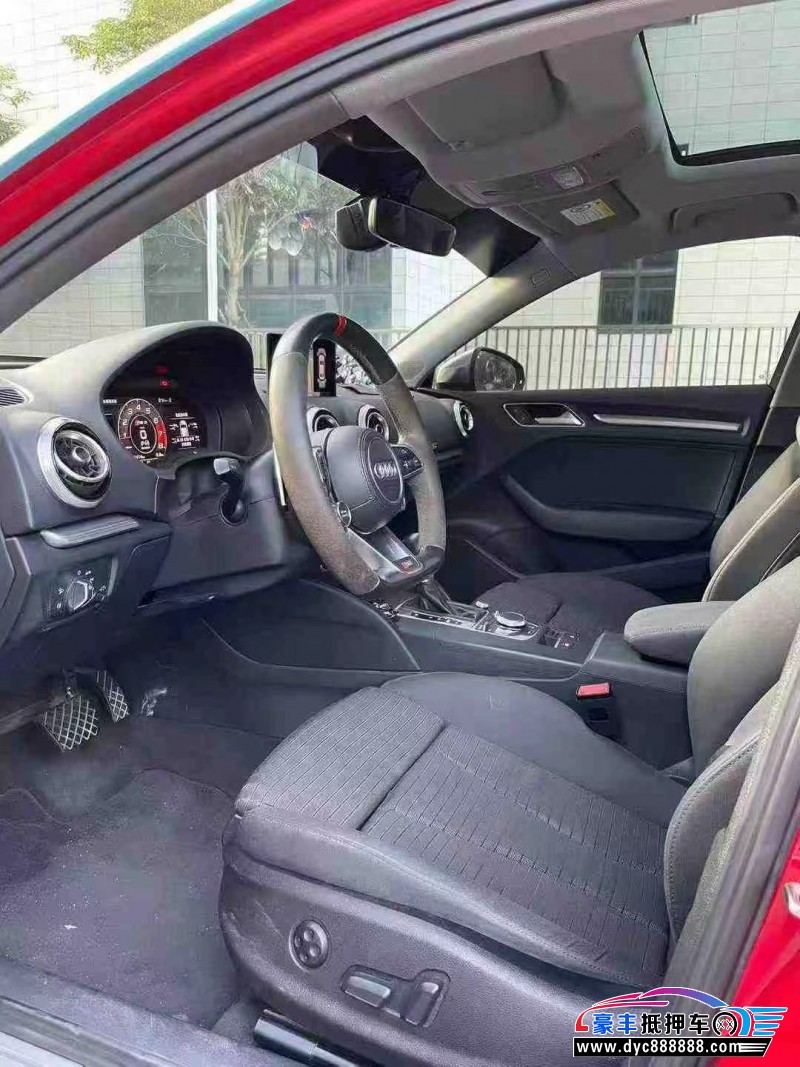 19年奥迪A3轿车抵押车出售