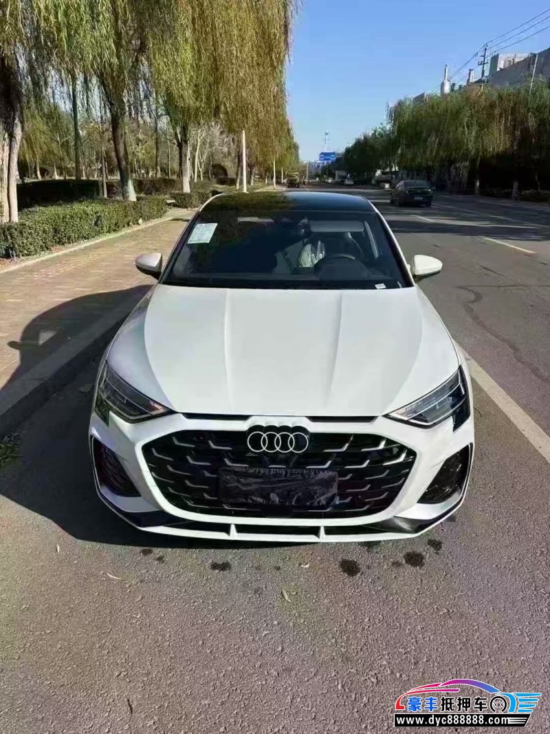 抵押车出售25年奥迪A3轿车