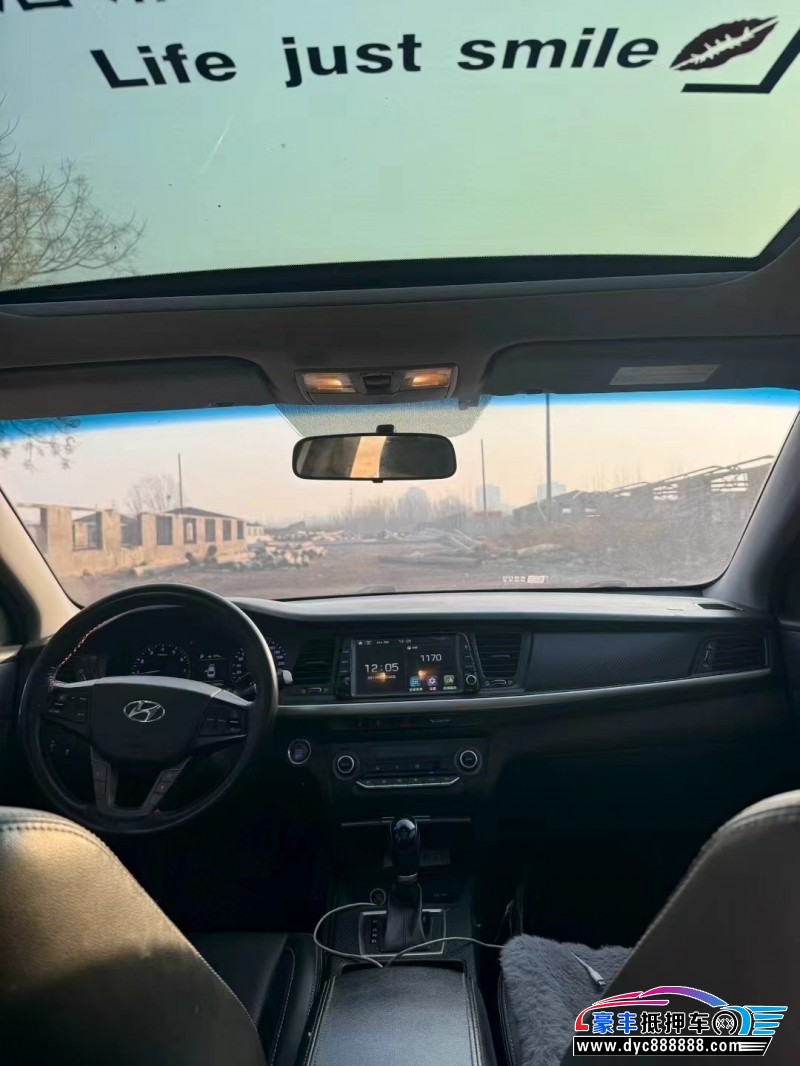 18年现代名图轿车抵押车出售