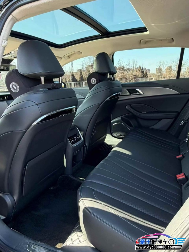 24年红旗H5轿车抵押车出售