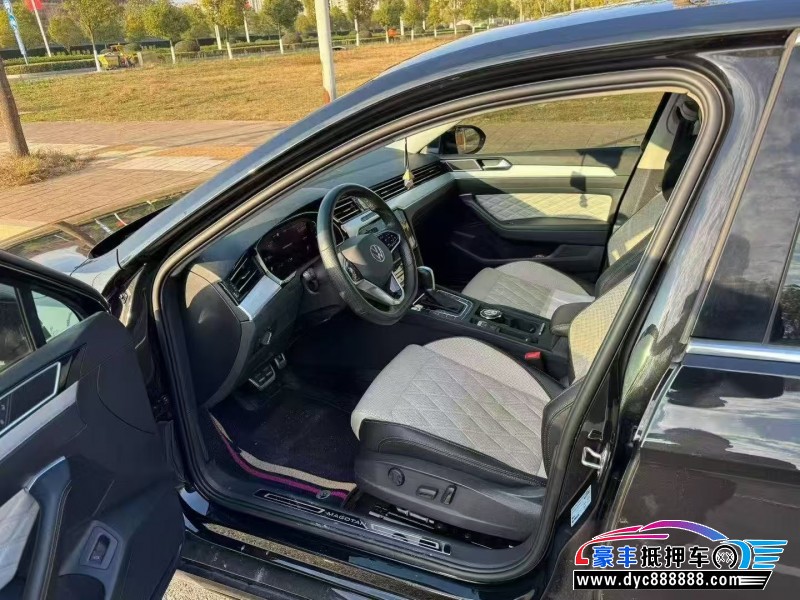 24年大众迈腾轿车抵押车出售