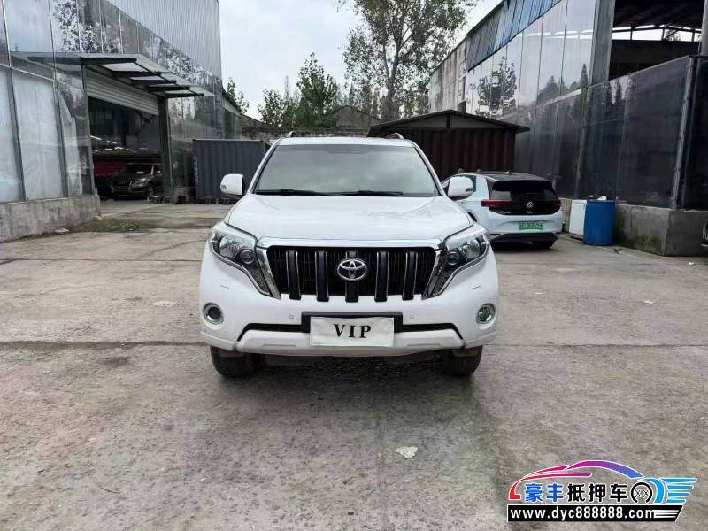 抵押车出售14年丰田普拉多（霸道）轿车