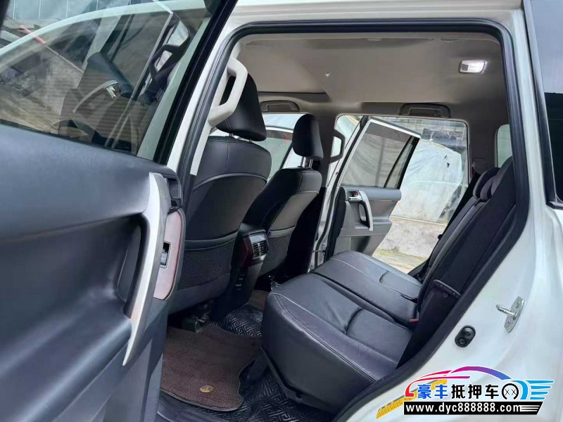 14年丰田普拉多（霸道）轿车抵押车出售