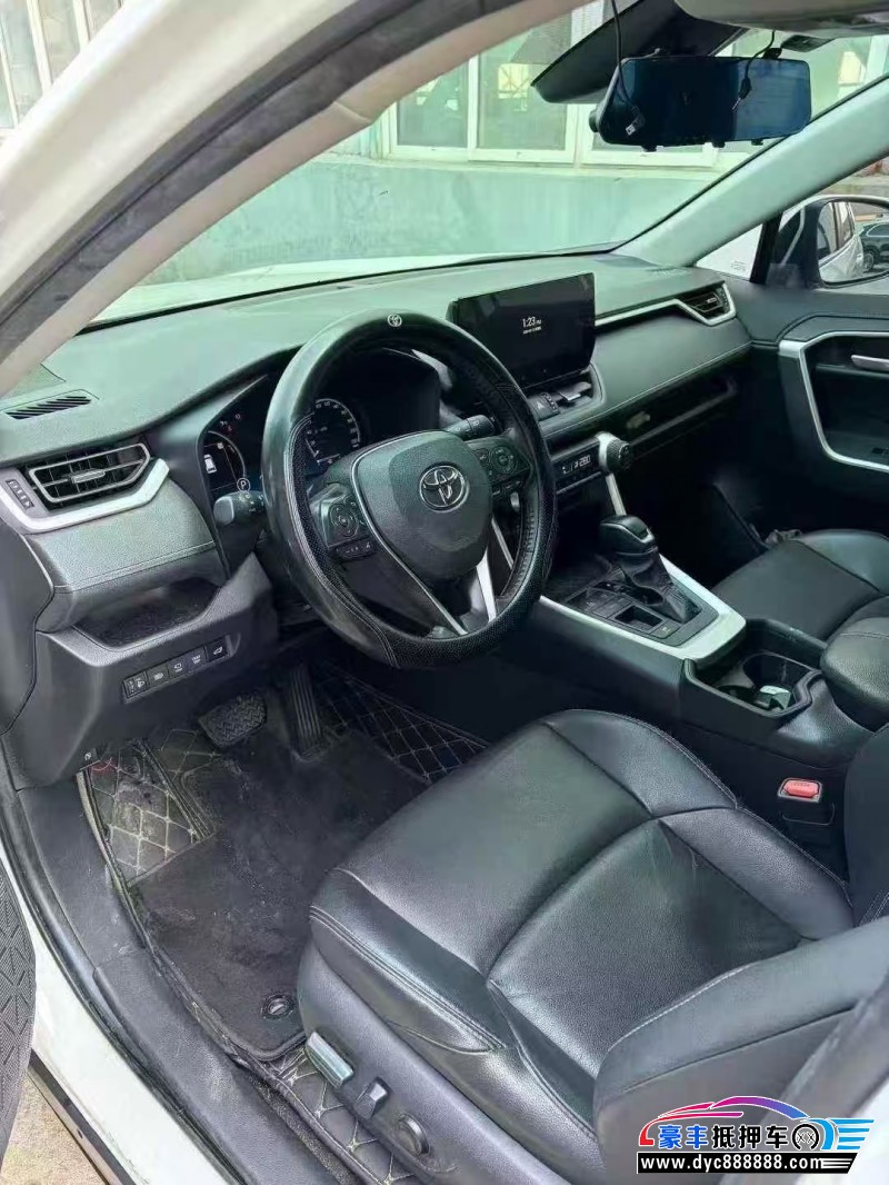 24年丰田威兰达SUV抵押车出售