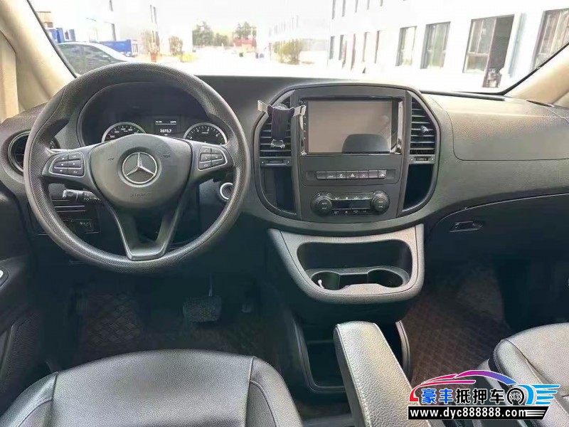 22年奔驰威霆MPV抵押车出售