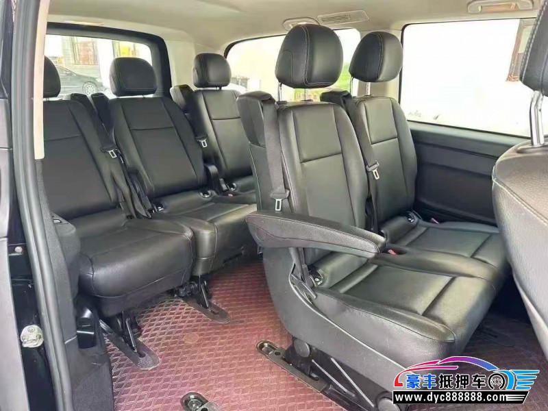 22年奔驰威霆MPV抵押车出售