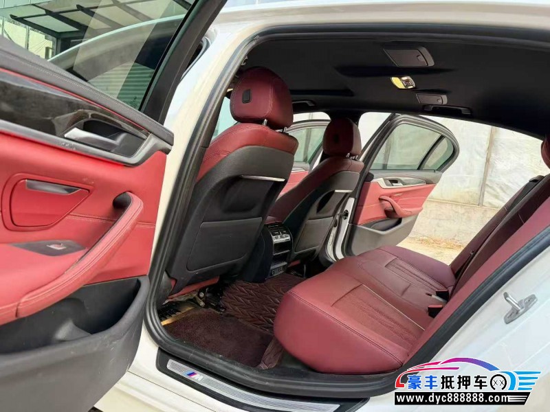 21年宝马5系轿车抵押车出售