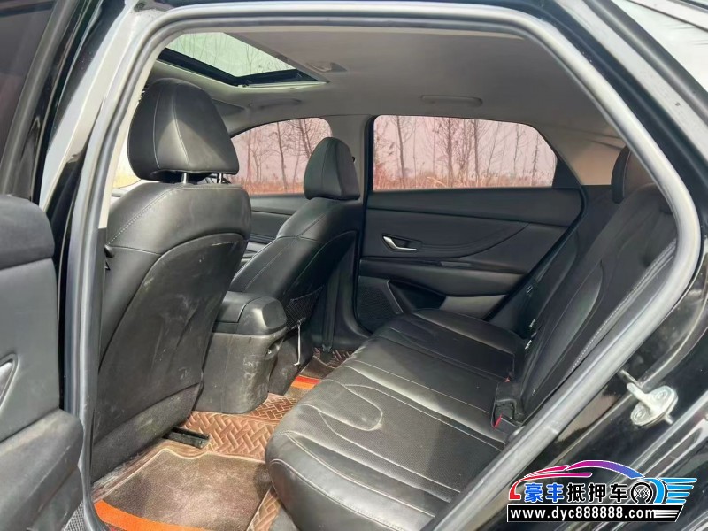 20年现代伊兰特轿车抵押车出售