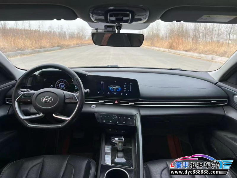 20年现代伊兰特轿车抵押车出售