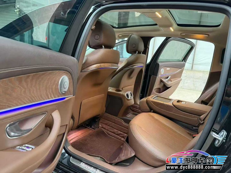 19年奔驰E轿车抵押车出售