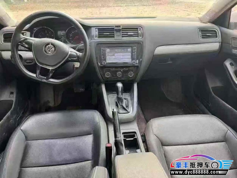 16年大众速腾轿车抵押车出售