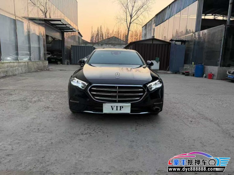 抵押车出售24年奔驰E轿车