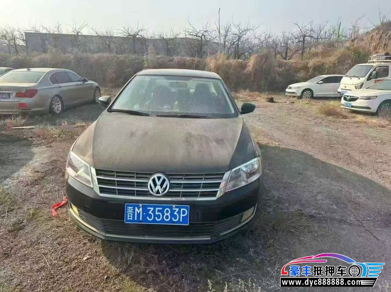 抵押车出售16年大众朗逸轿车