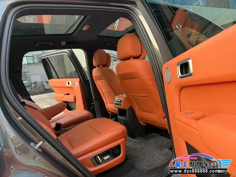 24年理想L8轿车抵押车出售