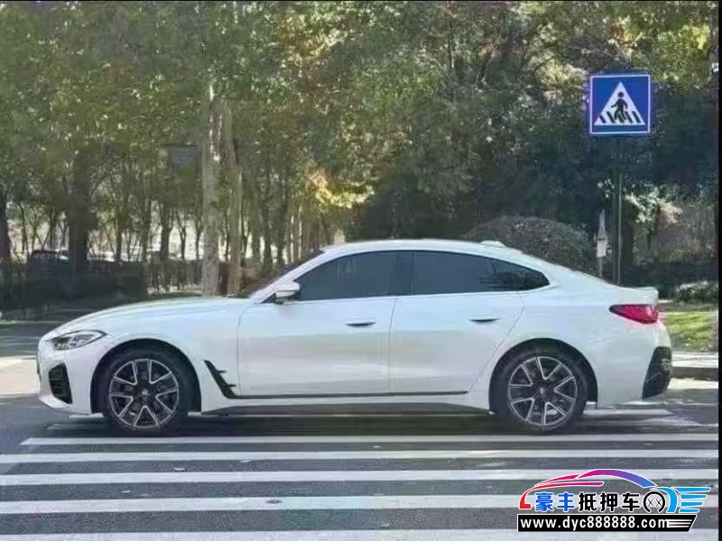 24年宝马4系轿车抵押车出售