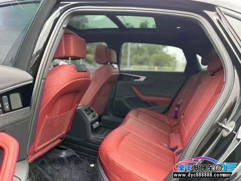 24年奥迪A4轿车抵押车出售