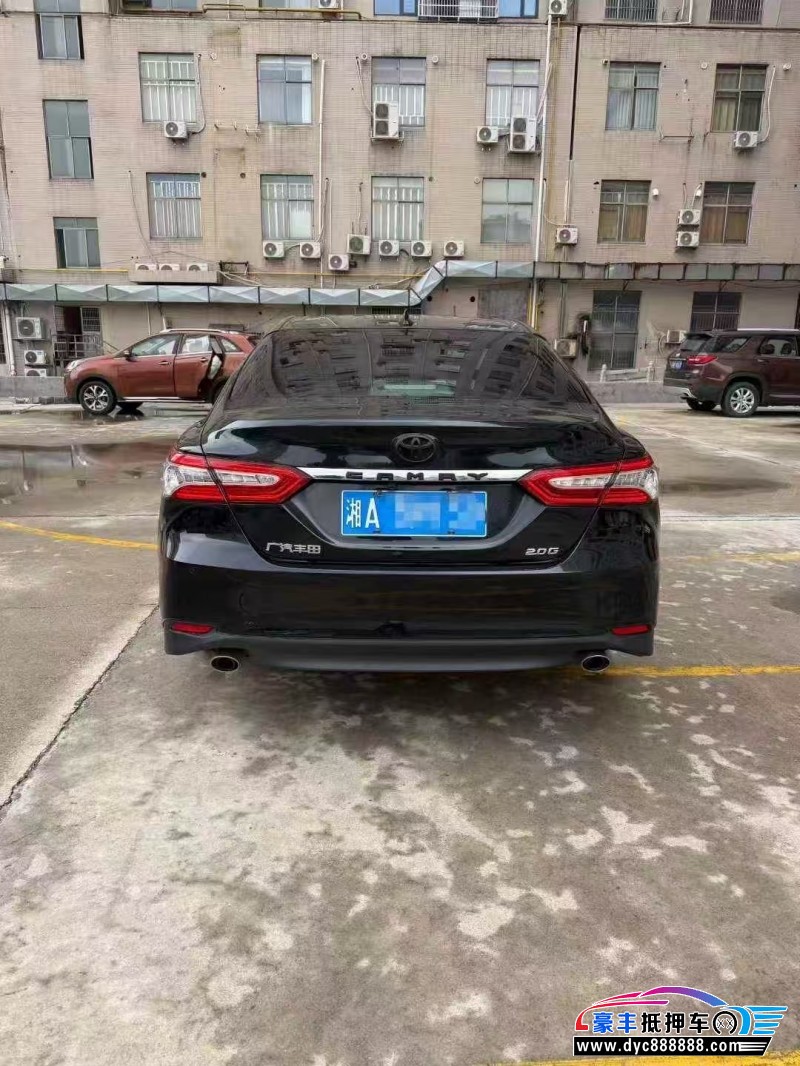 22年丰田凯美瑞轿车抵押车出售