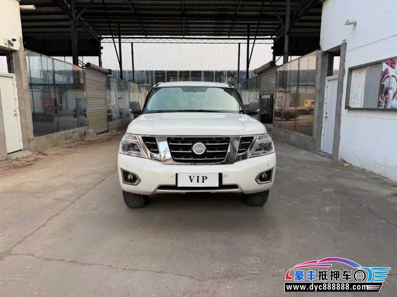 19年日产途乐轿车