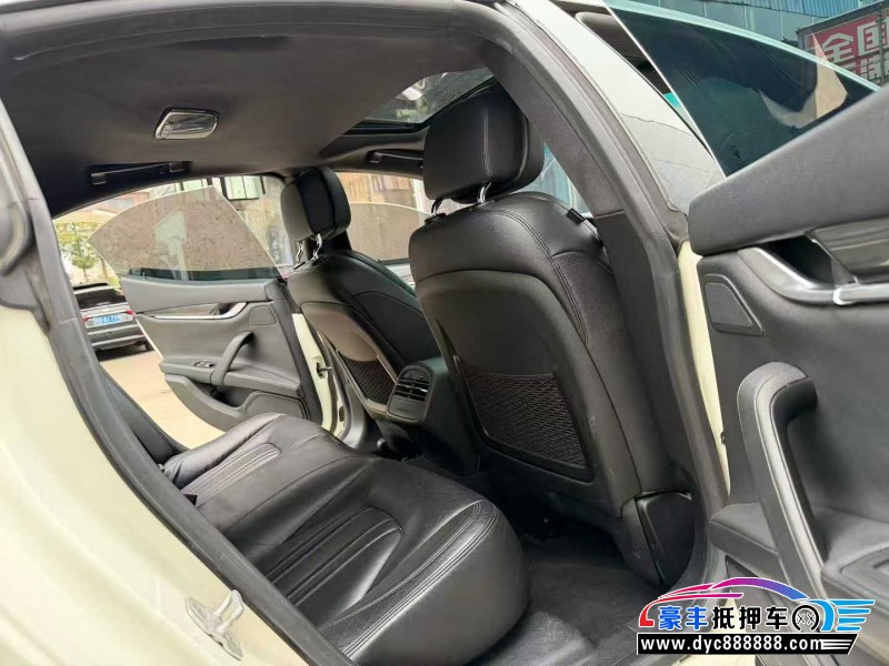 15年玛莎拉蒂Ghibli轿车抵押车出售