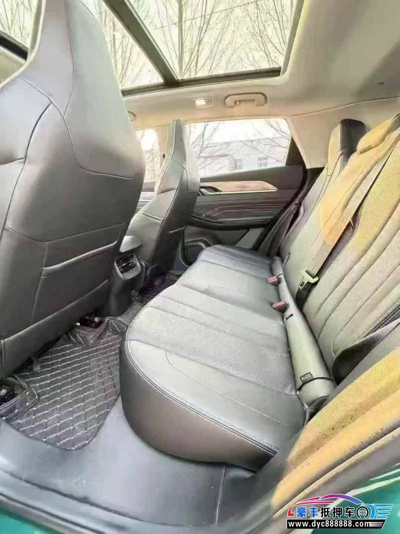 24年东风风神浩瀚轿车抵押车出售